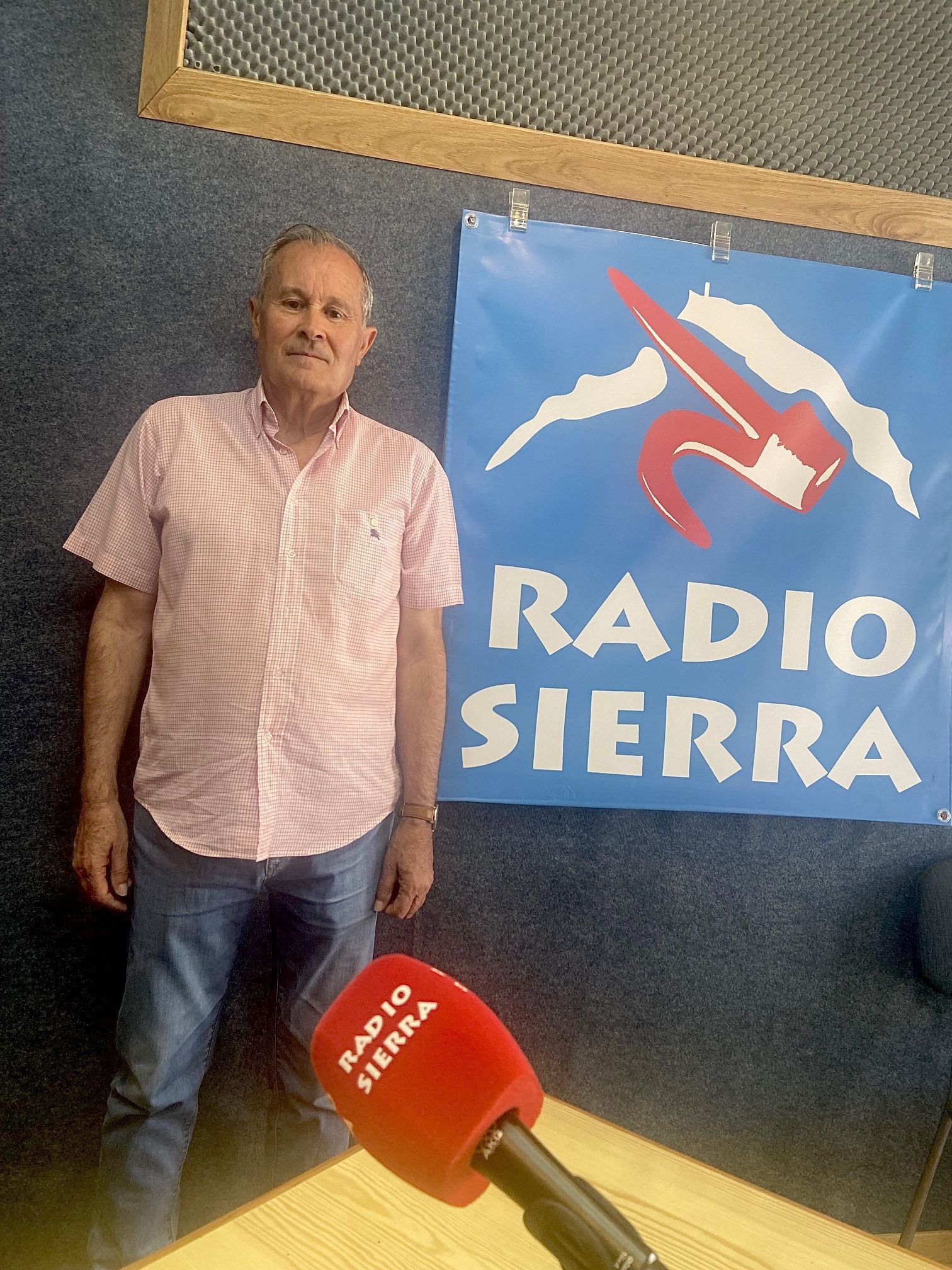 Entrevista a Olayo Alguacil González, profesor, etnógrafo y escritor, natural de Pontón Alto, Sierra de Segura – 6/VI/2025 episode artwork